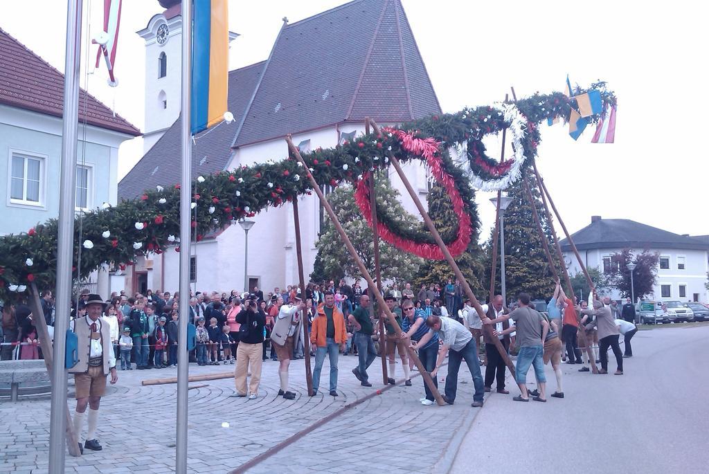 Hotel - Landgasthof Winklehner Sankt Pantaleon  المظهر الخارجي الصورة