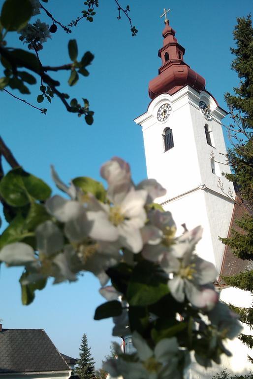 Hotel - Landgasthof Winklehner Sankt Pantaleon  المظهر الخارجي الصورة